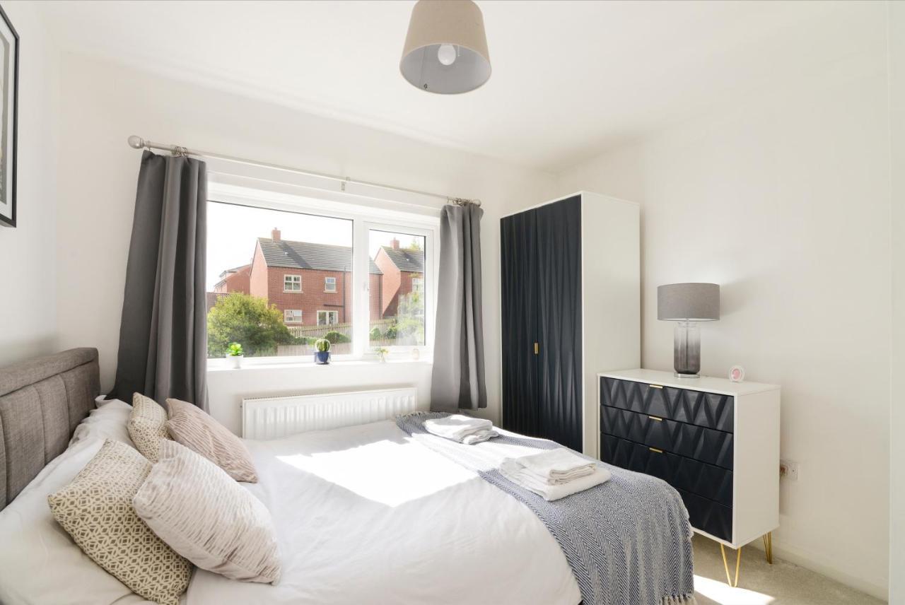 Alderton House - Spacious 3 Bed With Parking Nottingham Luaran gambar