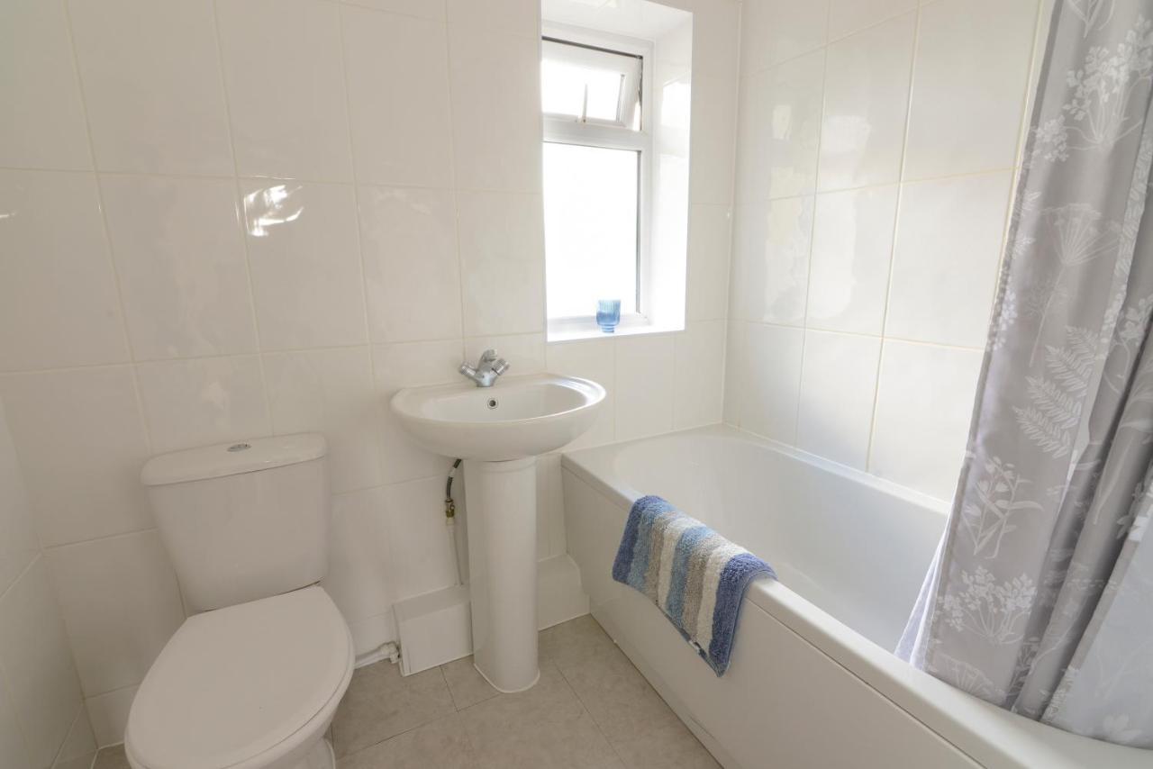Alderton House - Spacious 3 Bed With Parking Nottingham Luaran gambar